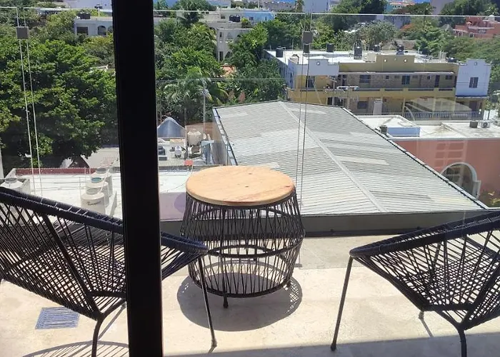Menesse Mitdtown2 , Ave 25th Apartment
